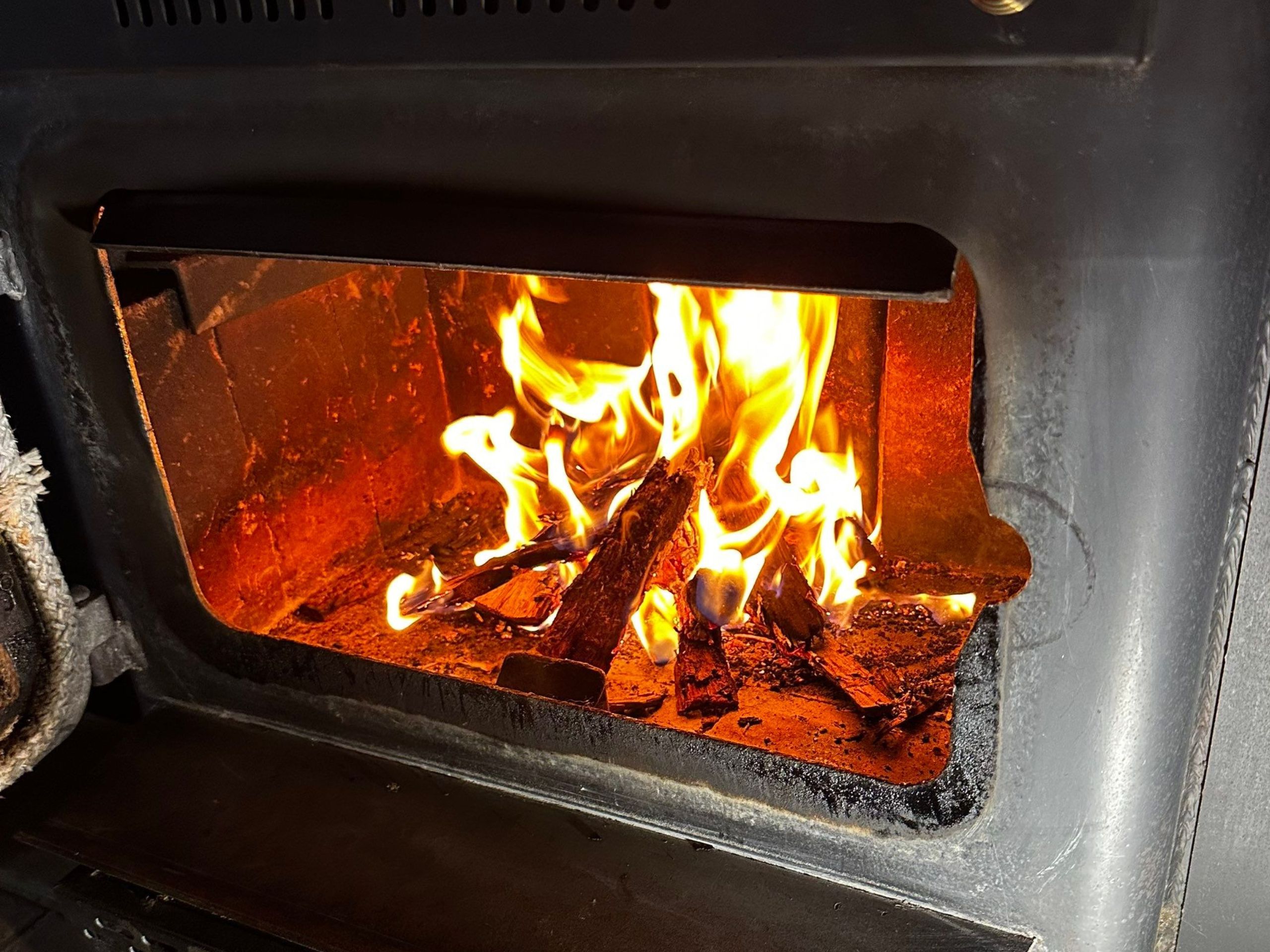 Level 1 inspection of lined stove insert in Richmond