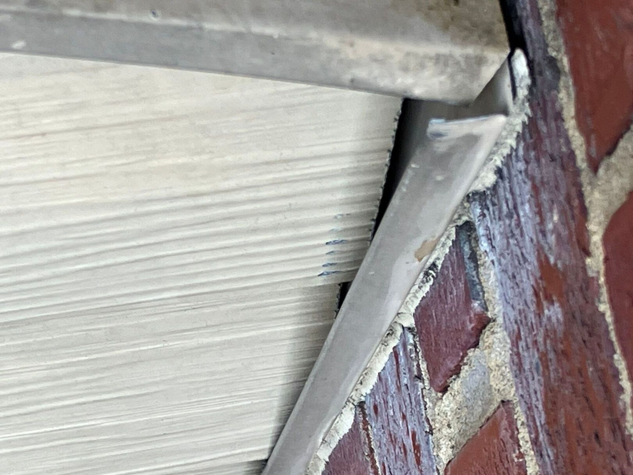 Chimney from outside Not properly aligned